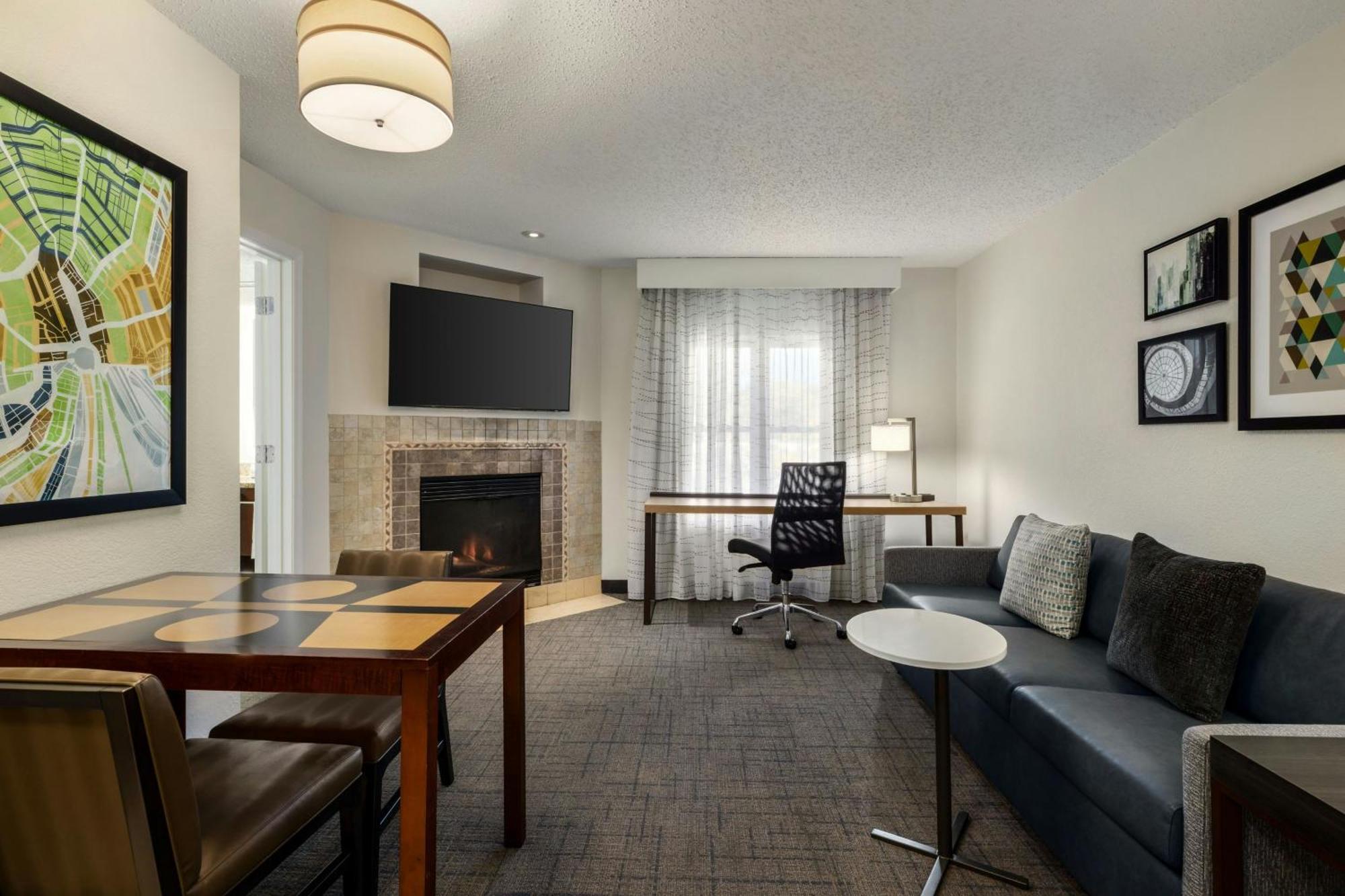 Residence Inn By Marriott Richmond Chester Woodvale Eksteriør billede